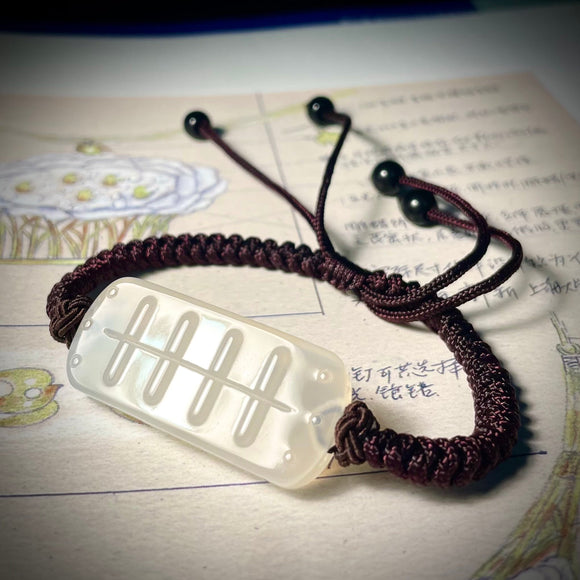 Konoha Logo hand-carved natural agate crystal jade bracelet hand card